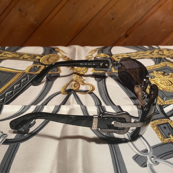 Fendi Zucca Buckle Unisex Sunglasses - Picture 5 of 9